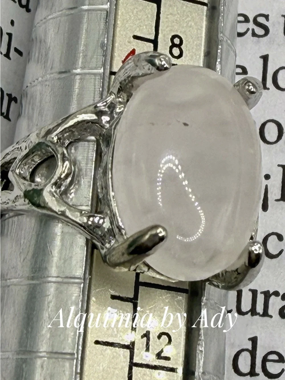 Silver Ring with pale pink quartz Oval